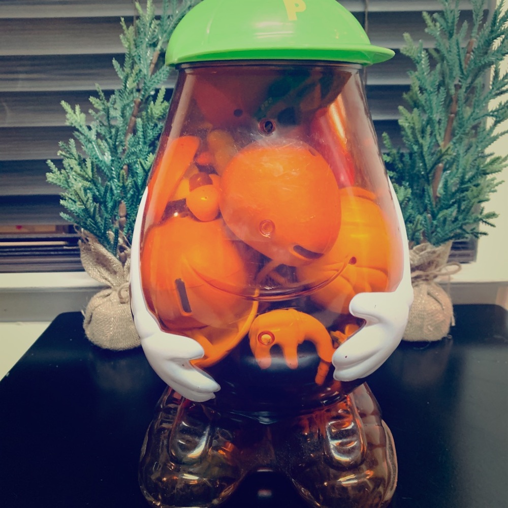 Mr. Potato Head and accessories - Hasbro